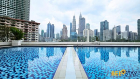 Balcony KLCC View Kampung Baru Luxurious